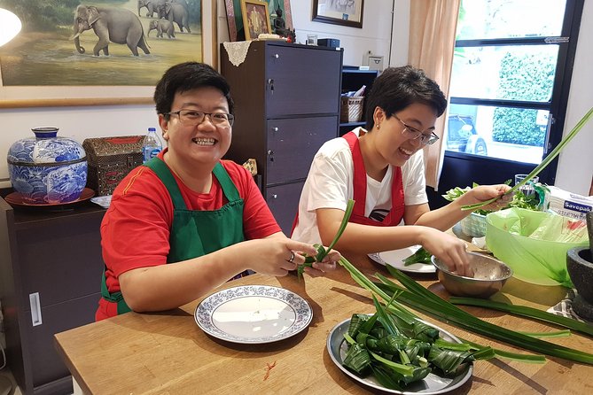 Private Thai Home Cooking Lesson (since 2004) - Who should book this class, and who might not love it