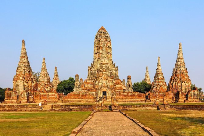 Private Tour: Ayutthaya Day Trip with Boat tour - Wat Mahathat: the Temple of the Great Relics and the tree roots