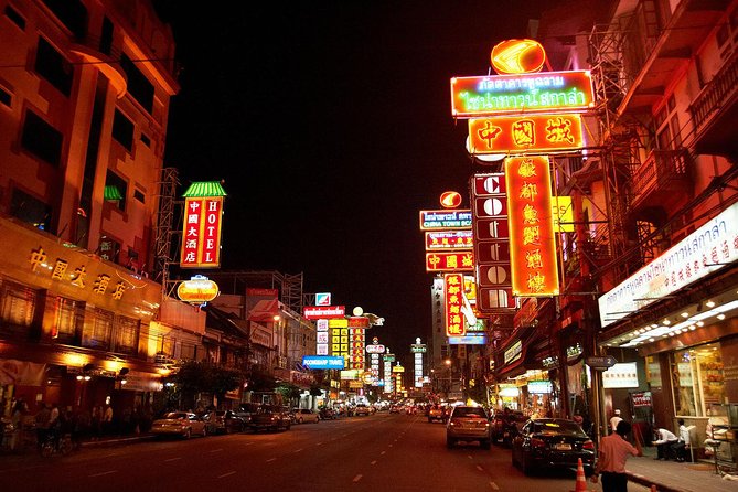 Private Tour : Bangkok Night Tour and Street food By Tuk Tuk and Boat - Khao San Road on foot and by tuk tuk, 45 minutes of street reality