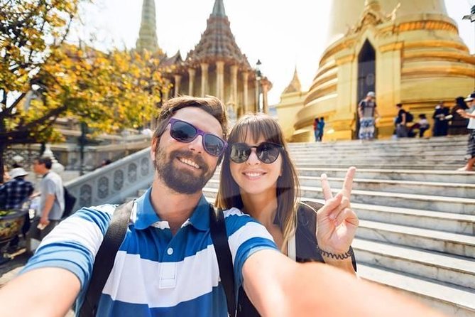 Private Tour: Bangkok's Grand Palace Complex and Wat Phra Kaew - Hotel Pickup, Private Vehicle, and the Gems Gallery Finish Line