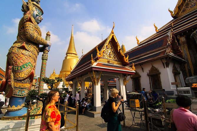 Private Tour: Best of Bangkok in A Day - Grand Palace and Wat Phra Kaew: the main event and the dress code reality