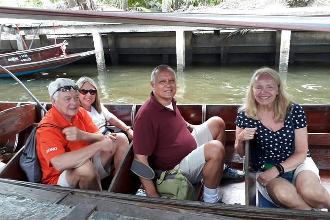 Private Tour: Floating Market and Maeklong Tour from Bangkok - Sampran Riverside: the daily show and hands-on village crafting