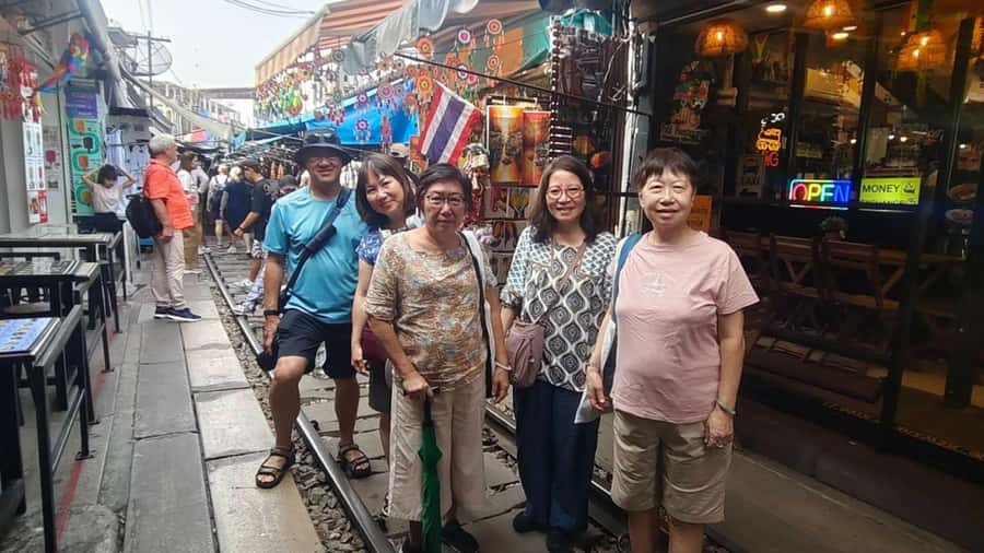 Private Tour from Bangkok: Railway & Floating Markets - How the 8-Hour Schedule Feels in Real Life