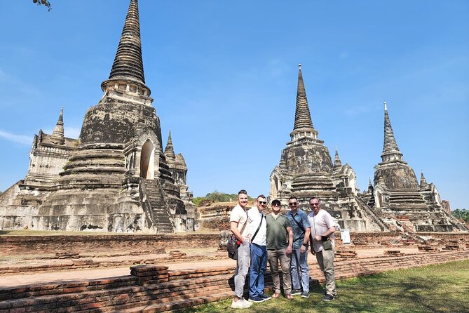 Private Tour: Full-Day Ayutthaya Tour from Bangkok - Wat Mahathat: the banyan tree Buddha head and the reason people remember Ayutthaya