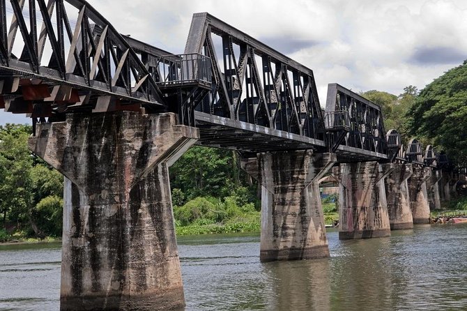 Private Tour: Thai–Burma Death Railway Bridge on the River Kwai from Bangkok - Getting to Kanchanaburi from Bangkok, early start and traffic reality