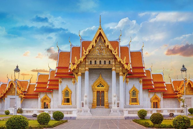 Private Tour: The Best of Bangkok Temples - Half Day - Wat Traimit, the 5.5-ton Golden Buddha and Chinatown streets