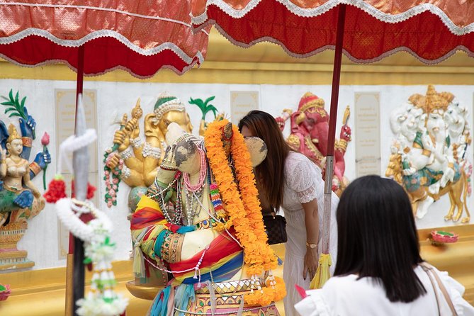 Private Tour: The Dragon River & Land of Sacred Deities Chachoengsao - Getting picked up, staying comfortable, and using the private advantage