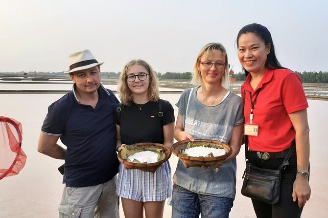Private tour to Floating & Railway markets (multi-lang: EN ZH ES IT FR DE) - Damnoen Saduak Floating Market by long-tail boat: shopping at water level