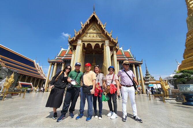 Private Tour to Grand Palace, Pho Temple and Arun Temple - Wat Arun at the riverside: the 67-meter Prang