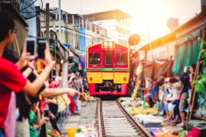 Private Tour to Maeklong Train Market and Floating Market - Key highlights before you go