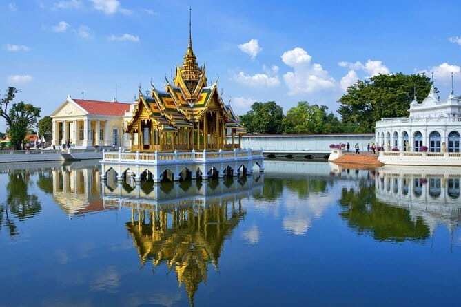 Private Tour to Maeklong Train Market and Floating Market - Tips that make Maeklong and Damnoen Saduak smoother