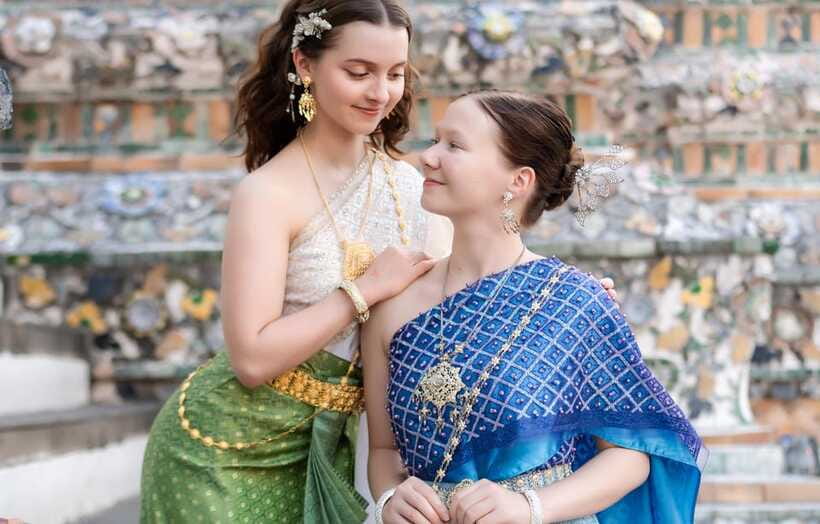Professional Thai Costume Photography at Wat Arun, Bangkok - Who this is best for (and who should skip it)
