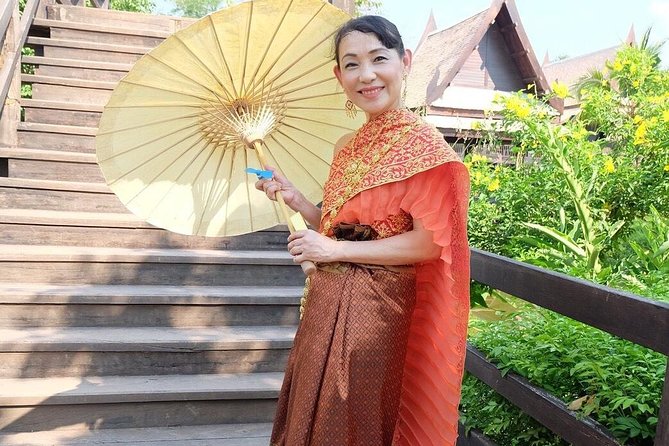 Proposals in Thai Costume with Photoshoot - How the 4-hour experience usually flows in real life