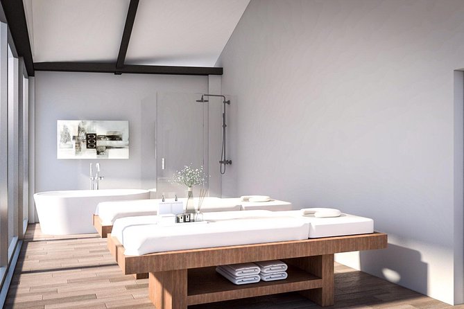 re:leaf spa and massage - Warm aromatherapy oils and what they change about the session