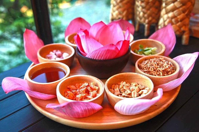 Red Lotus garden market with Thai culture halfday tour - Time on the Ground: What the Market Visit Feels Like
