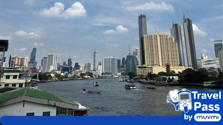 Rent private e-tuk tuk with driver in Bangkok - Choosing your stops: temples, markets, landmarks, and less obvious streets