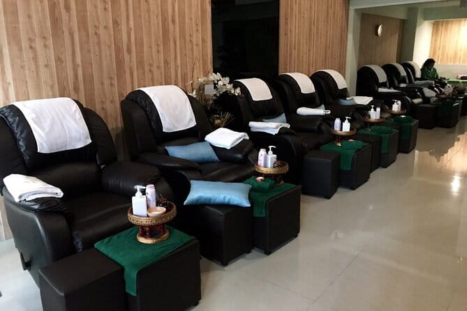 Rest And Relax Massage - Foot Massage in Sukhumvit, Bangkok - What This Session Costs, and How to Judge Value in Bangkok