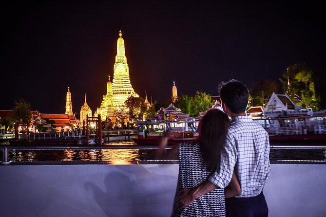 River Star Princess Dinner Cruise: Bangkok Chao Phraya River - Seating, Atmosphere, and Group Feel on a 200-Person Max Cruise