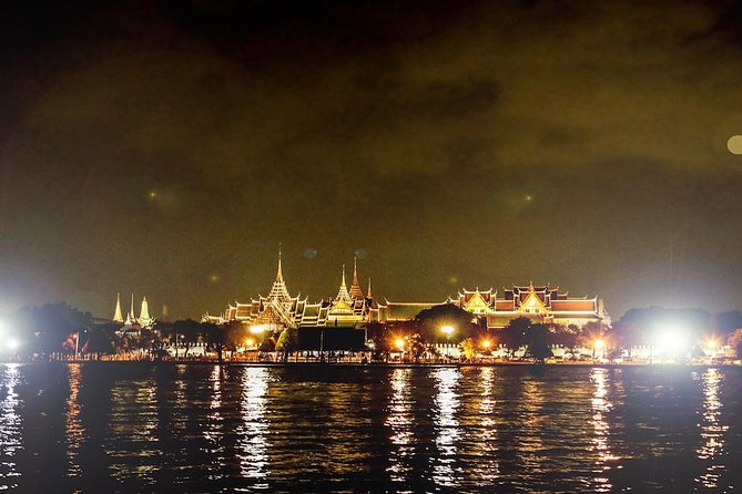 Saffron Luxury Dinner Cruise: A Journey on the River of Kings - Stop by Stop: What You’ll See as the Boat Rolls Past
