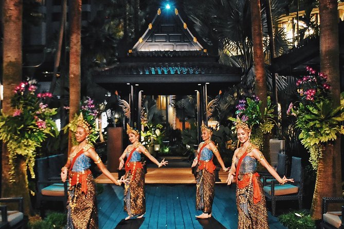 Shangri-La Hotel's Salathip Thai Restaurant Experience - Logistics That Actually Affect Your Night
