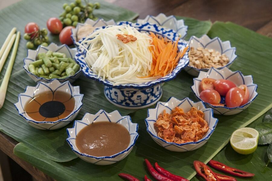 Sukhumvit: Hands-on Thai Cooking Class & Market Tour in BKK - The Weekday Menus (Pick Based on Your Favorites)