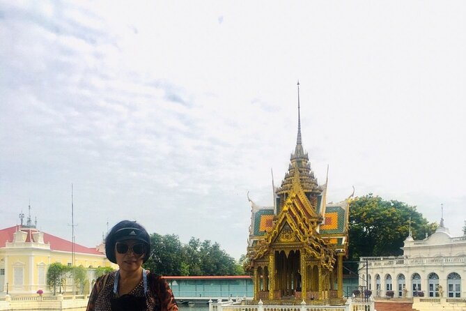 Sunset Sail, Glittering Tempels at Afternoon Ayutthaya Tours - Wat Mahathat stop: finding the iconic Buddha head
