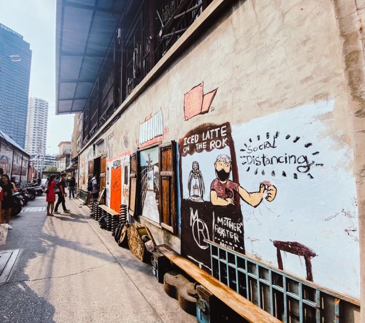 Talat Noi I A Journey Through Art and Culture l Bangkok - So Heng Tai Mansion: Courtyard Calm and a Café Stop That Helps You Recharge