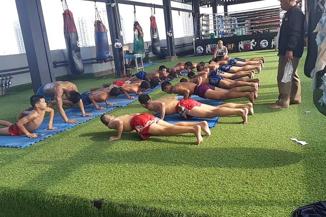 Thai Boxing Lesson, family and Kids Friendly - Price and value: what $43.97 buys you in Bangkok