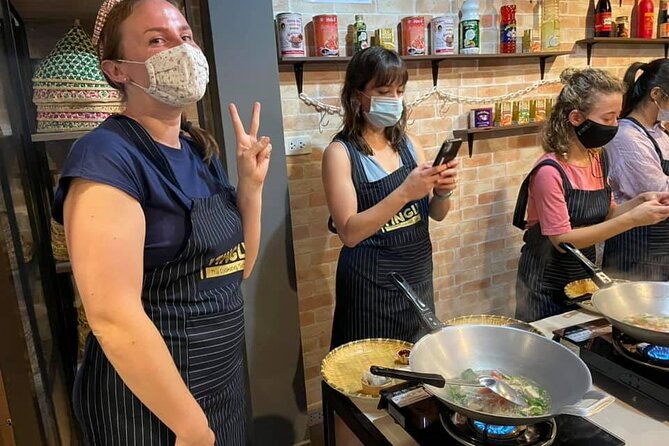 Thai cooking class experience in Bangkok with Tingly Thai cooking school - What you take home: recipe book, leftovers, and storage tips