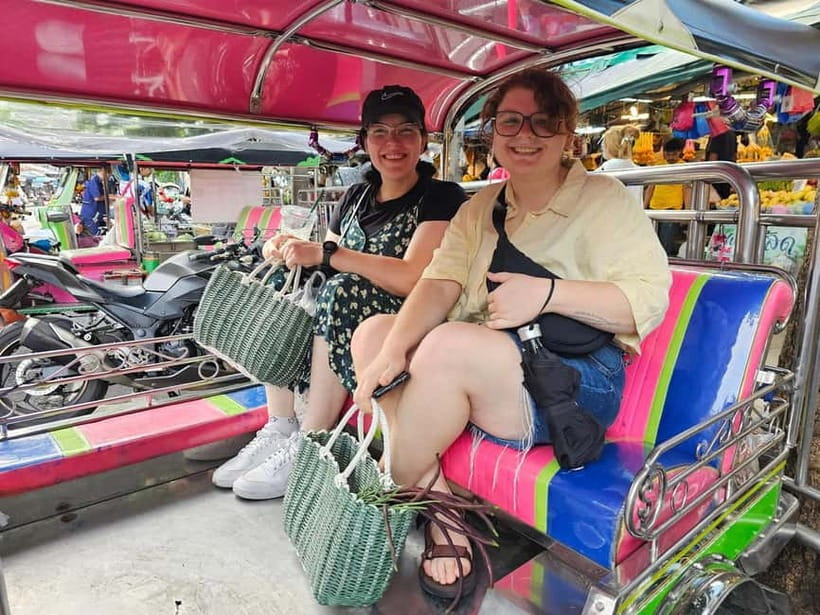 Thai Herbal Cooking Class & Market Tour in Bangkok - Eating Your Meal Family-Style, and Learning the Herbal Tea Angle