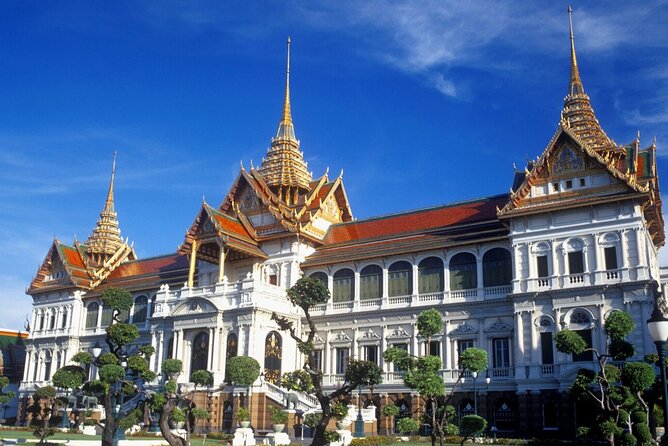 Thai PRIVATE Tour Guide - Wat Pho and the Reclining Buddha: more than a photo stop