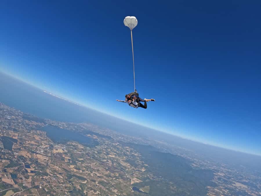 Thailand: Tandem Skydive Over Bangkok & Pattaya - The airplane ride: building anticipation over the Gulf