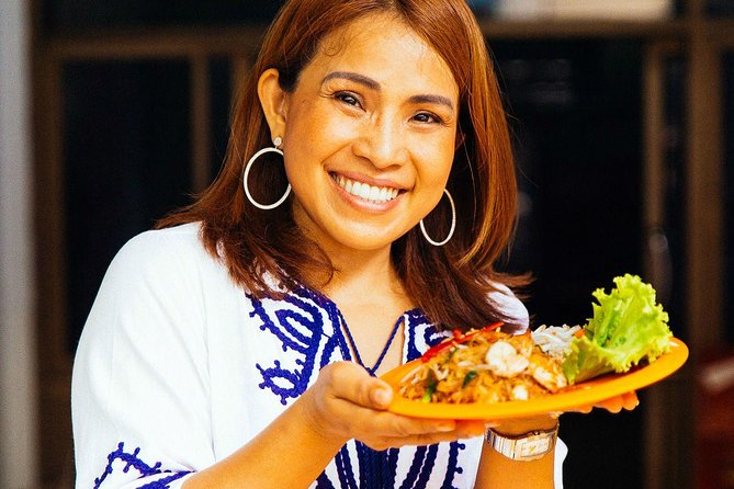 The 10 Tastings of Bangkok: Private Street Food Tour - Or Tor Kor Market, the fruit zone where you learn what’s in season