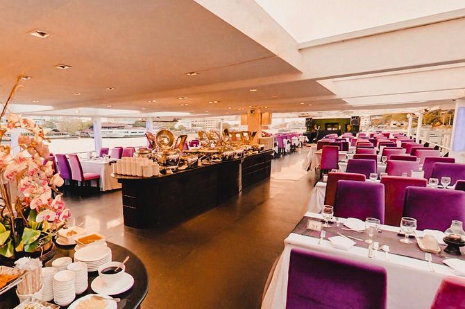 The Chaophraya Cruise : LUXURY 5 STAR Dinner Cruise Program - Small group size, service feel, and what it means for your night