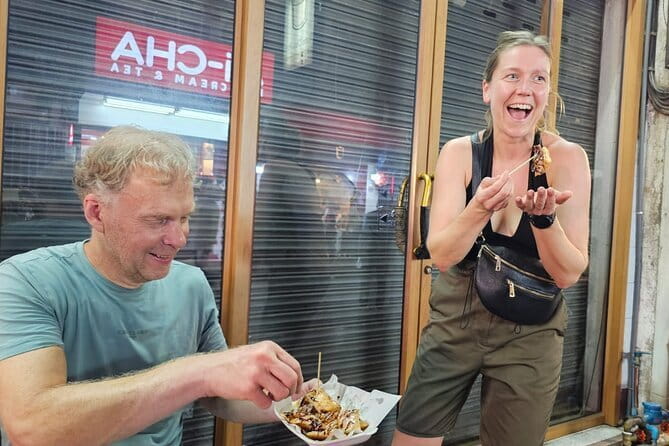 The Highest Rated Food Tour in Bangkok 10+ Tastings - Guide impact: when names like Nae, Tina, Alex, and Kwan matter