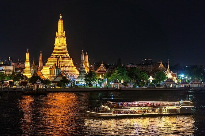 The Luxury White Cruise Experience - Entertainment during dinner: Thai music, cabaret, and dance