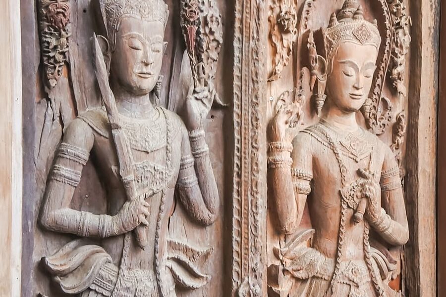 The Old Siam: Ayutthaya Temples Small Group Tour with Lunch - Lunch at a Local Thai Restaurant: Comfort Food With Local Energy