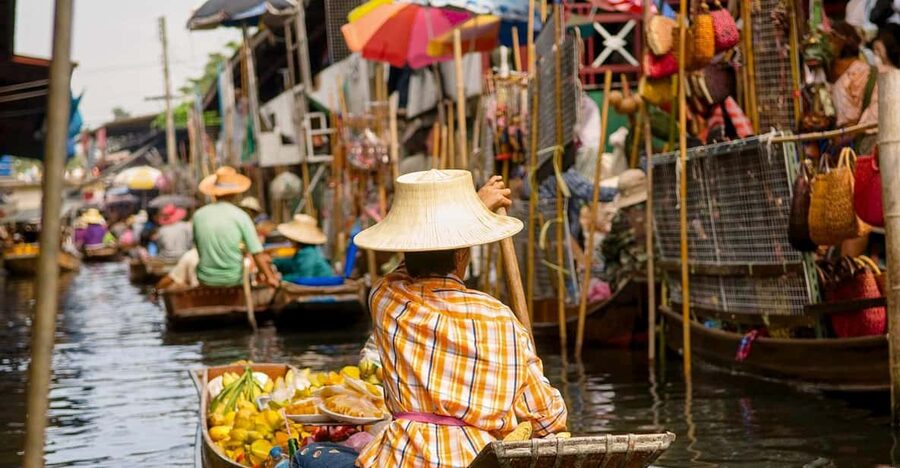The Old Siam: Damnoen Saduak and Maeklong Railway Market - Maeklong Railway Market: Watching the Umbrella Pulldown