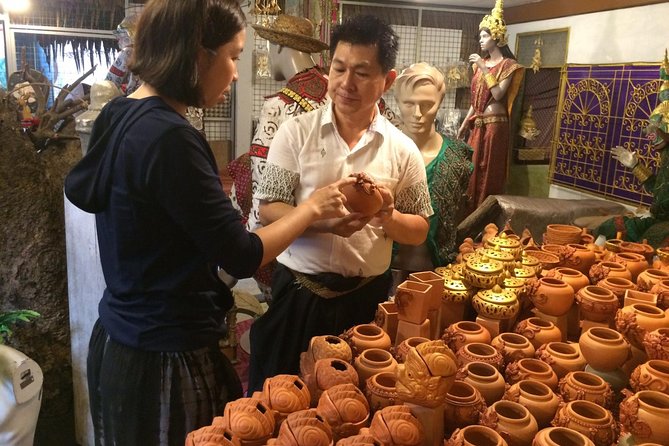 The Story of Handicrafts Full Day Experience from Bangkok - Pak Kred to Ko Kret: market, a temple visit, then the ferry