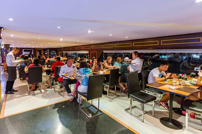 The White Orchid: Chao Phraya Dinner Cruise Experience - Landmark views from the river, and why the route can change