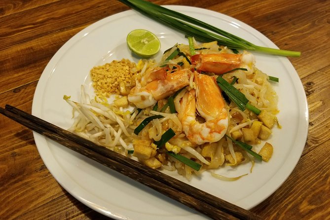 Tingly Thai Cooking Class with Morning Market Tour - Wat Kheak fresh Market: what you’re likely to learn to buy
