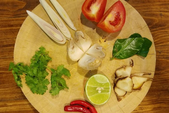 Tingly Thai Cooking School Afternoon Class - Small group size: why max 10 travelers matters