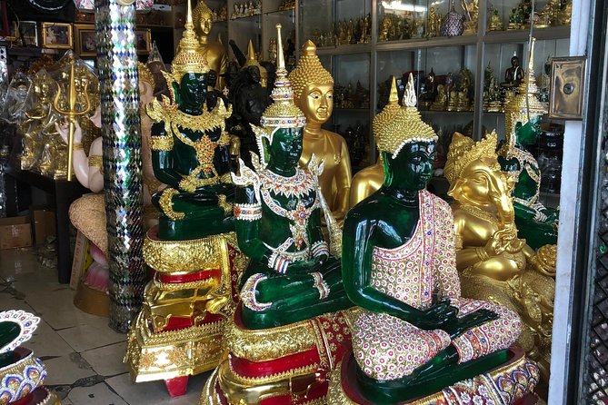 Top Highlight Bangkok Sights. Walking tour with Fun Local Guide! - Why this Bangkok walk makes sense for first-timers and hurry-up trips
