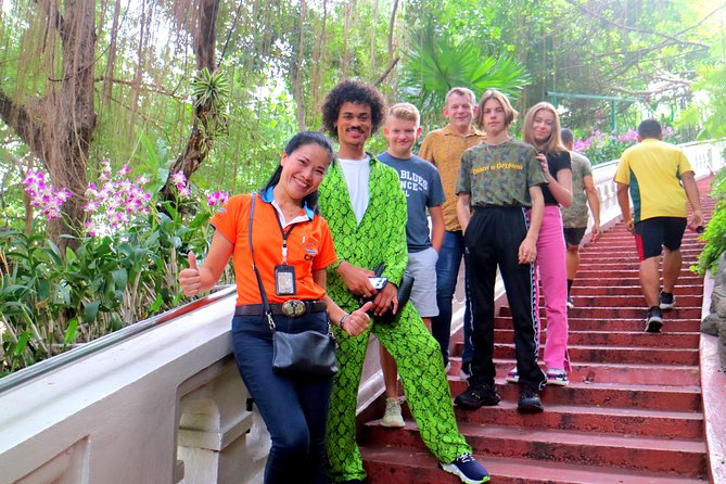 Tuk Tuk Bangkok Private Tour: WW2 Pad Thai, 360-Viewpoint, Chinatown (Pickup) - Thipsamai Pad Thai: the WWII-style meal that anchors the evening