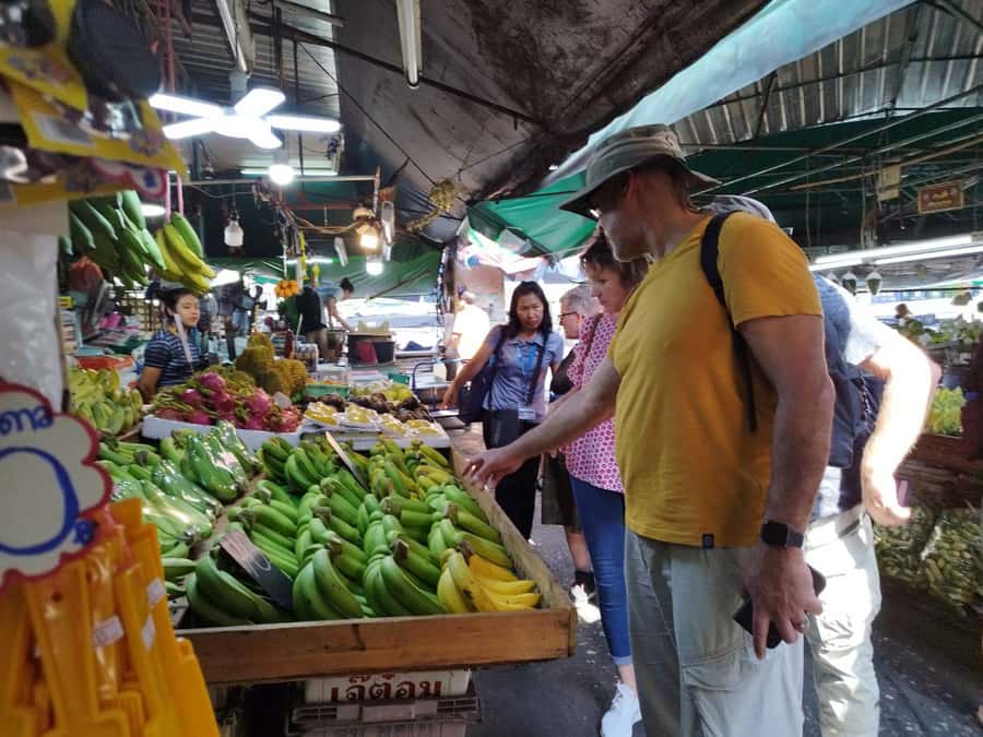 Tuk-Tuk, Longtail-boat and Rickshaw Bangkok jungle Tour - Starting with Khlong Toey Market: smells, colors, and useful local context