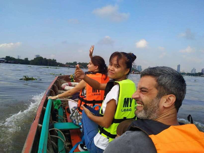 Twilight Firefly Bangkok Bicycle Tour - Getting started at Khlong Toei Pier without stress