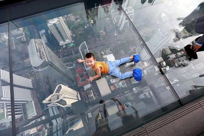 Walk over SKY at Kingpower SkyWalk Admission Ticket - The SkyWalk: what it feels like to cross the glass