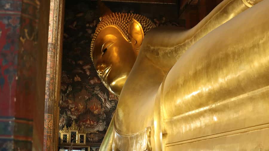 Walking tour Grand Palace, Emerald Buddha, Wat Pho, Wat Arun - Start at Tha Chang Pier, then get your bearings fast