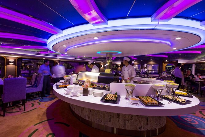 Wonderful Pearl: Evening Dinner Cruise on Chao Phraya River - Live Music and Traditional Thai Performances While the City Lights Up